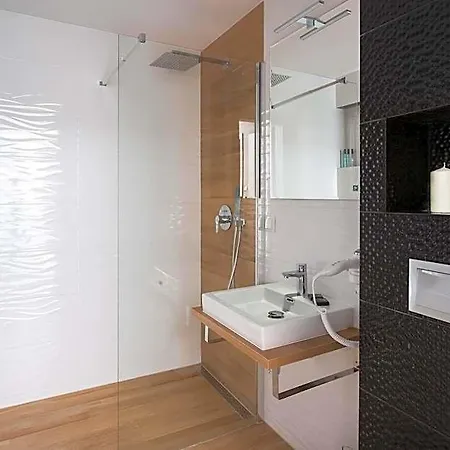 Pienkowskich 4* Gdynia